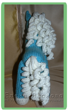 вязаная лошадка